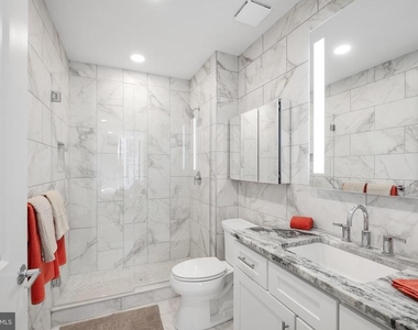 1601 Cherry Street - Photo Thumbnail 14