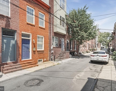 928 N Bambrey Street - Photo Thumbnail 1