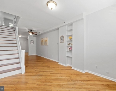 928 N Bambrey Street - Photo Thumbnail 2