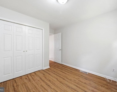 928 N Bambrey Street - Photo Thumbnail 21