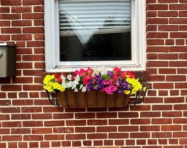 928 N Bambrey Street - Photo Thumbnail 26