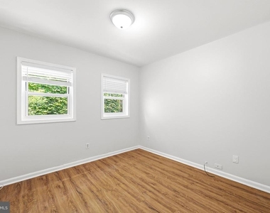 928 N Bambrey Street - Photo Thumbnail 19