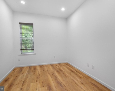 2516 W Master Street - Photo Thumbnail 21
