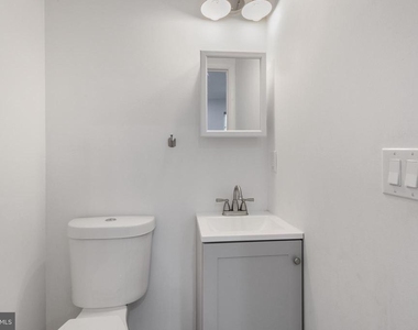 2516 W Master Street - Photo Thumbnail 3