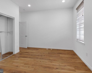 2516 W Master Street - Photo Thumbnail 26