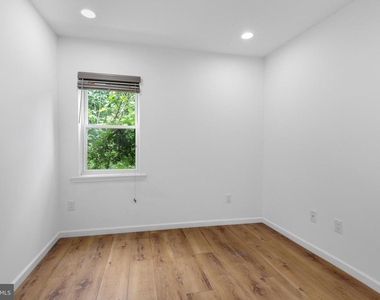 2516 W Master Street - Photo Thumbnail 29