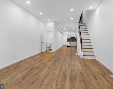 2516 W Master Street - Photo Thumbnail 1
