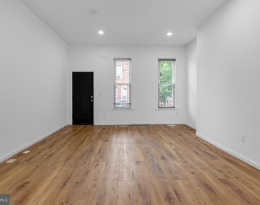2516 W Master Street - Photo Thumbnail 2