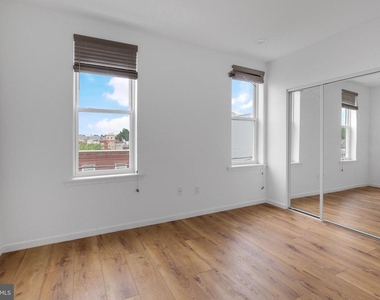 2516 W Master Street - Photo Thumbnail 32