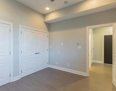 1845 N 6th Street - Photo Thumbnail 9