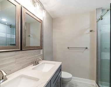 1524 W Stiles Street - Photo Thumbnail 13