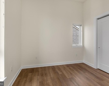 2401 Frankford Avenue - Photo Thumbnail 16