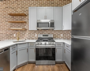 2401 Frankford Avenue - Photo Thumbnail 3
