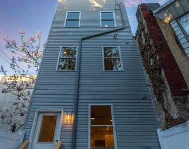 2040 N 19th Street - Photo Thumbnail 31