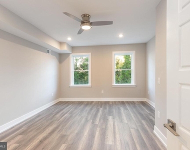 2040 N 19th Street - Photo Thumbnail 3