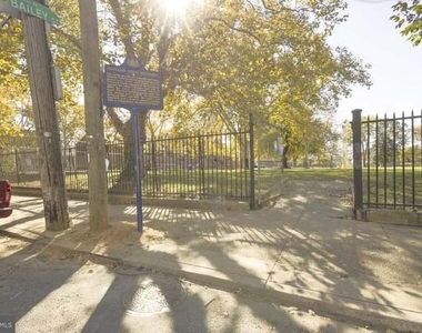 1504 N 26th Street - Photo Thumbnail 13