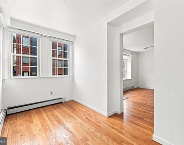 134 Shurs Lane - Photo Thumbnail 4