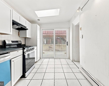 134 Shurs Lane - Photo Thumbnail 7