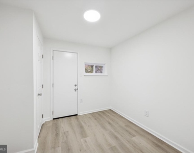 5133 Reno Street - Photo Thumbnail 2