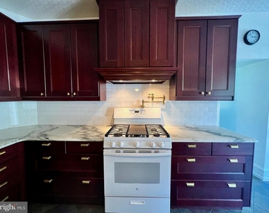 7215 Bryan Street - Photo Thumbnail 11