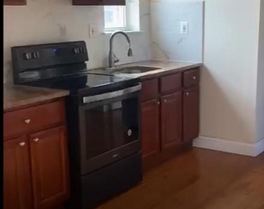 763 S 13th Street - Photo Thumbnail 12