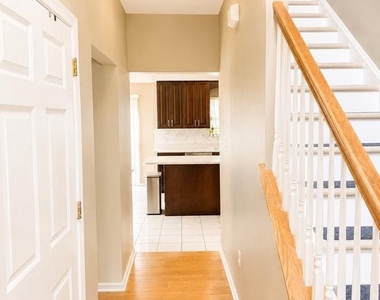4037 Runnymead Drive - Photo Thumbnail 3