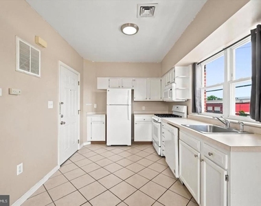200 Wanamaker Avenue - Photo Thumbnail 2