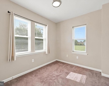 200 Wanamaker Avenue - Photo Thumbnail 11