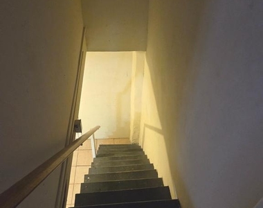 441 Croyden Road - Photo Thumbnail 8