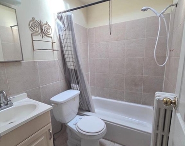 441 Croyden Road - Photo Thumbnail 7