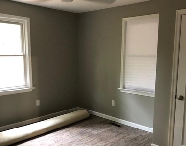 723 Mccormick Rd - Photo Thumbnail 7