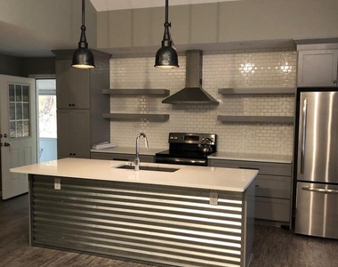 723 Mccormick Rd - Photo Thumbnail 14