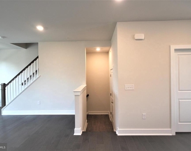 4856 Stump Rd - Photo Thumbnail 7