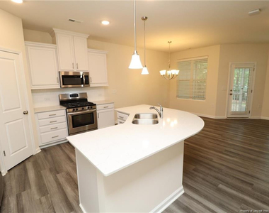 1105 Neighborly Way - Photo Thumbnail 5