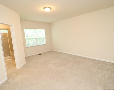 1105 Neighborly Way - Photo Thumbnail 20