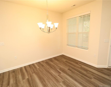 1105 Neighborly Way - Photo Thumbnail 13