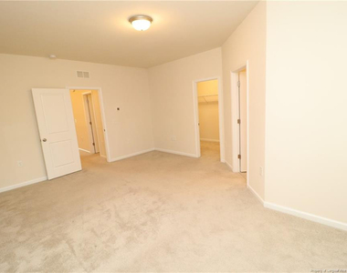 1105 Neighborly Way - Photo Thumbnail 22