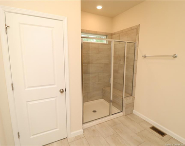 1105 Neighborly Way - Photo Thumbnail 27