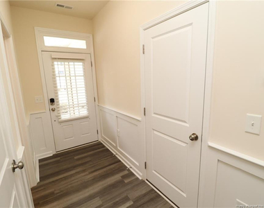 1105 Neighborly Way - Photo Thumbnail 2