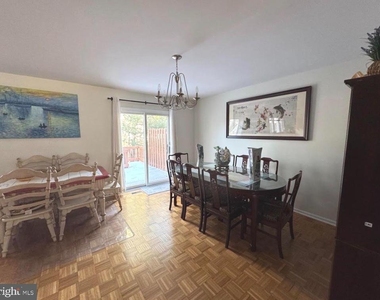 5 Hanover Court - Photo Thumbnail 2