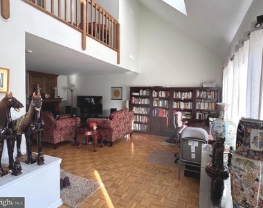 5 Hanover Court - Photo Thumbnail 1