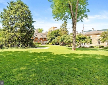 44 Nassau Street - Photo Thumbnail 6