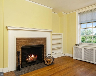 44 Nassau Street - Photo Thumbnail 10