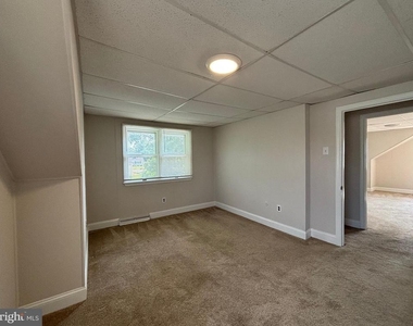 147 Russell Avenue - Photo Thumbnail 20
