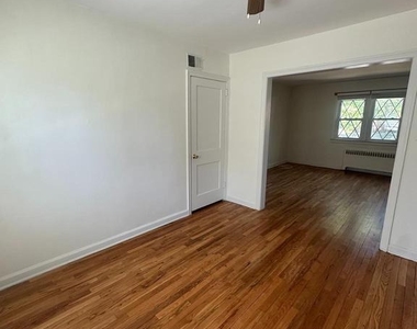 131 Cherry Parke - Photo Thumbnail 2