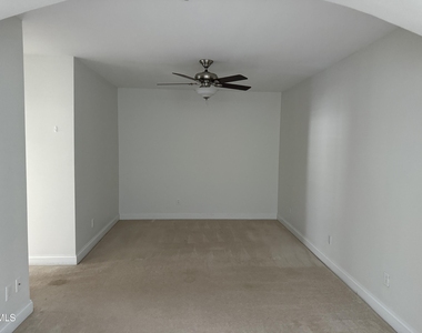10511 Rosegate Court - Photo Thumbnail 16