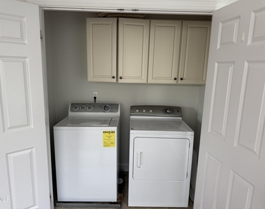 10511 Rosegate Court - Photo Thumbnail 20