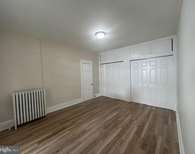 310 310 Grape Street - Photo Thumbnail 9