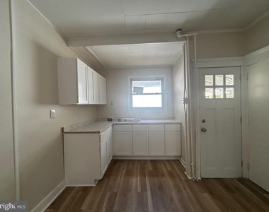310 310 Grape Street - Photo Thumbnail 12