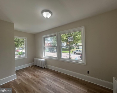 310 310 Grape Street - Photo Thumbnail 16